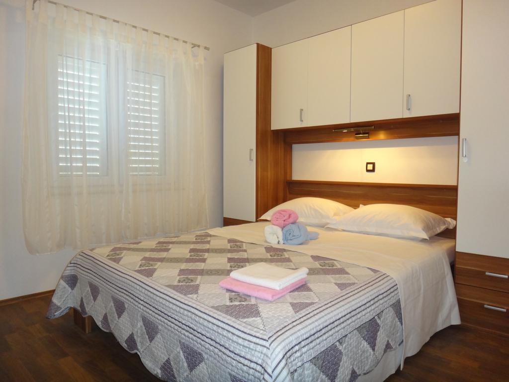 Apartments Selina Vinišće Habitación foto